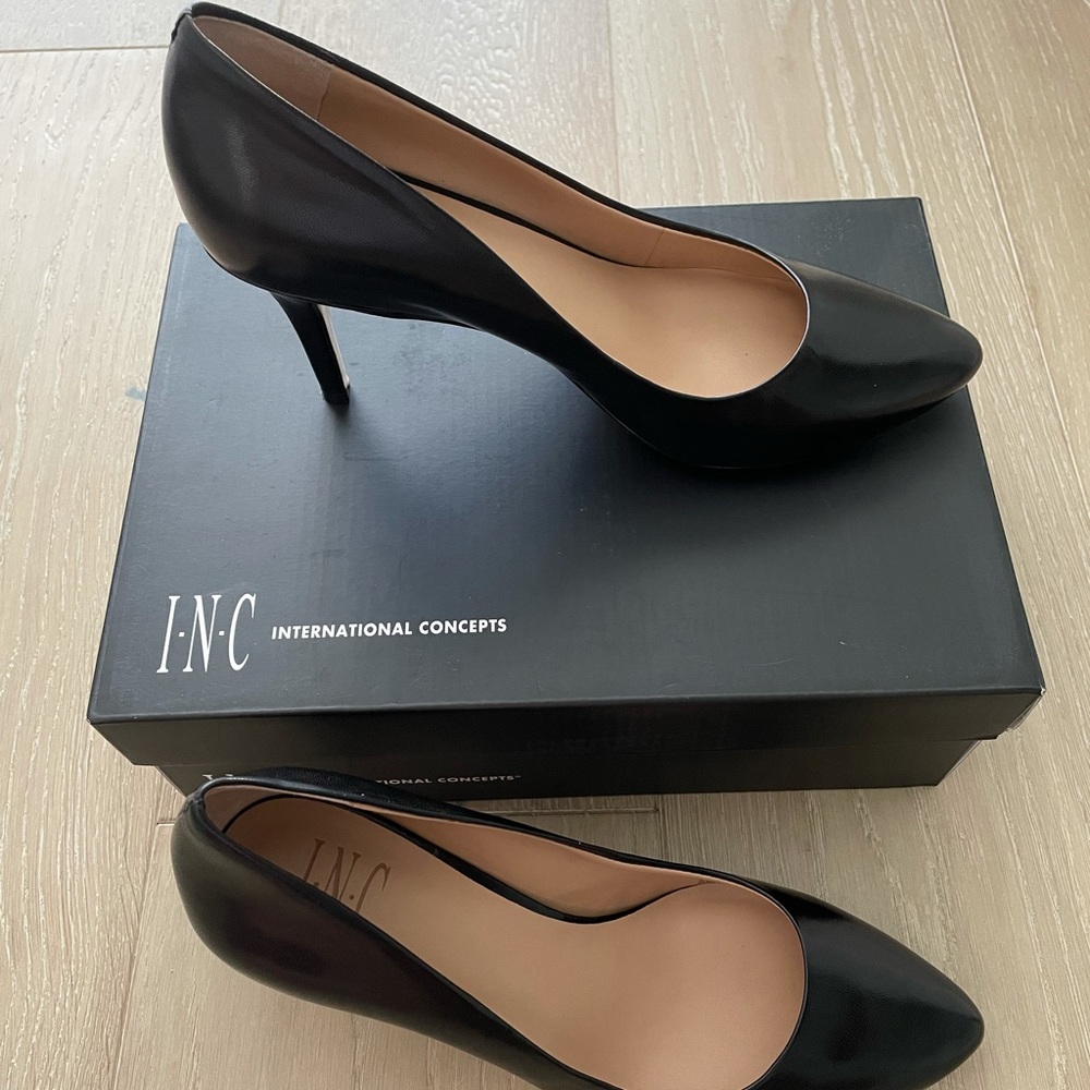 INC Zitah Heels Size 8